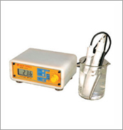 Digital pH Meter / Conductivity / Thermometer