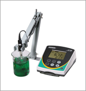 Oakton Benchtop pH and Ion Meters